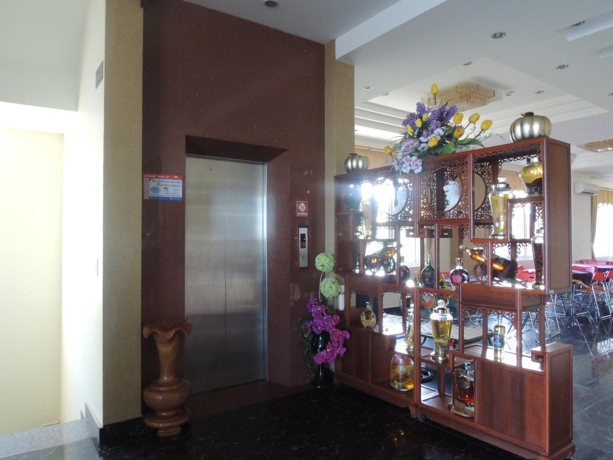Ngan Ha Hotel Dong Hoi Exterior foto